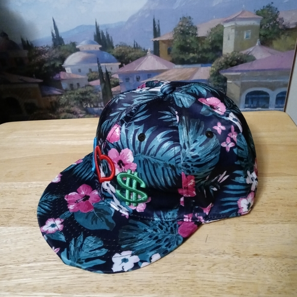 🧢⛵PEACE.LOVE.$$$ CAP⚾⚽🏈🏀🎮 - Picture 16 of 16